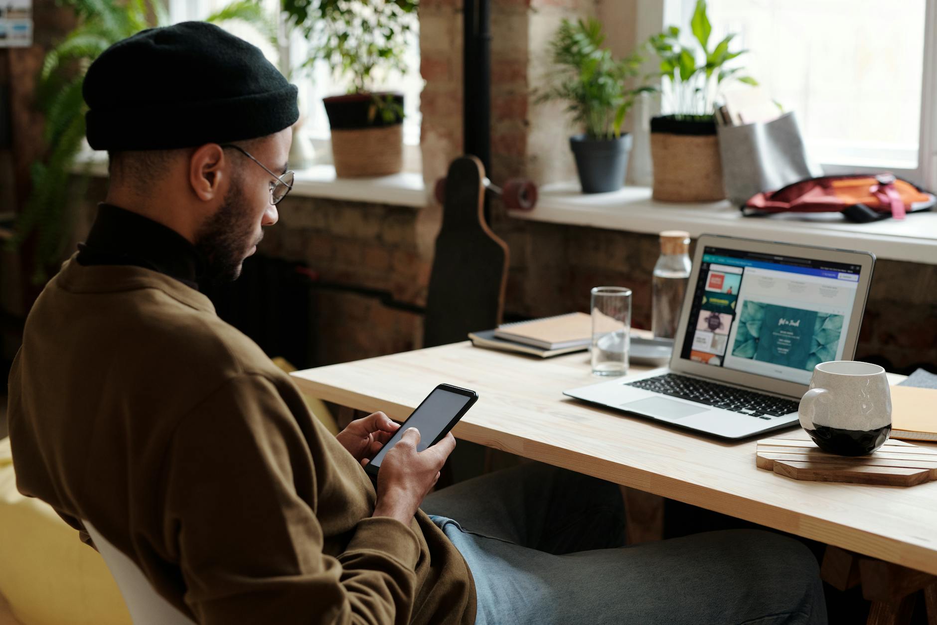 Websites to Get Easy Phone Jobs at Home